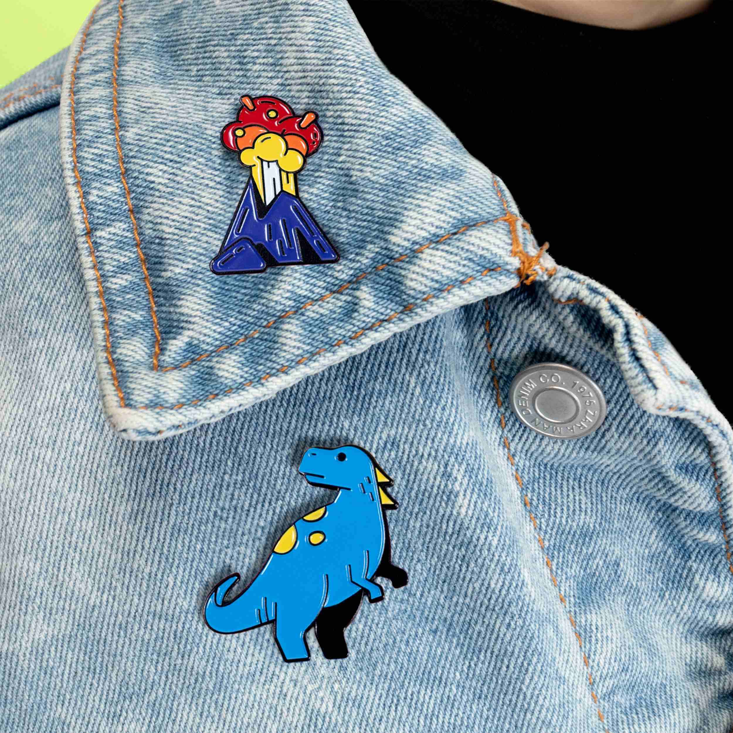 Dinosaur Extinction Pin Set: Team Volcano - Image 4