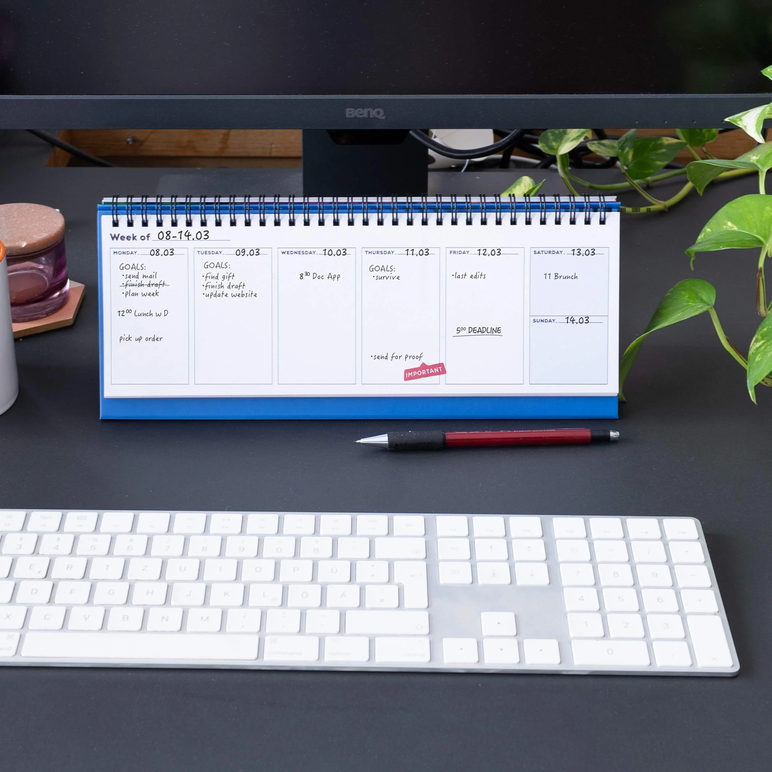 Weekly Desk Planner - Image 2